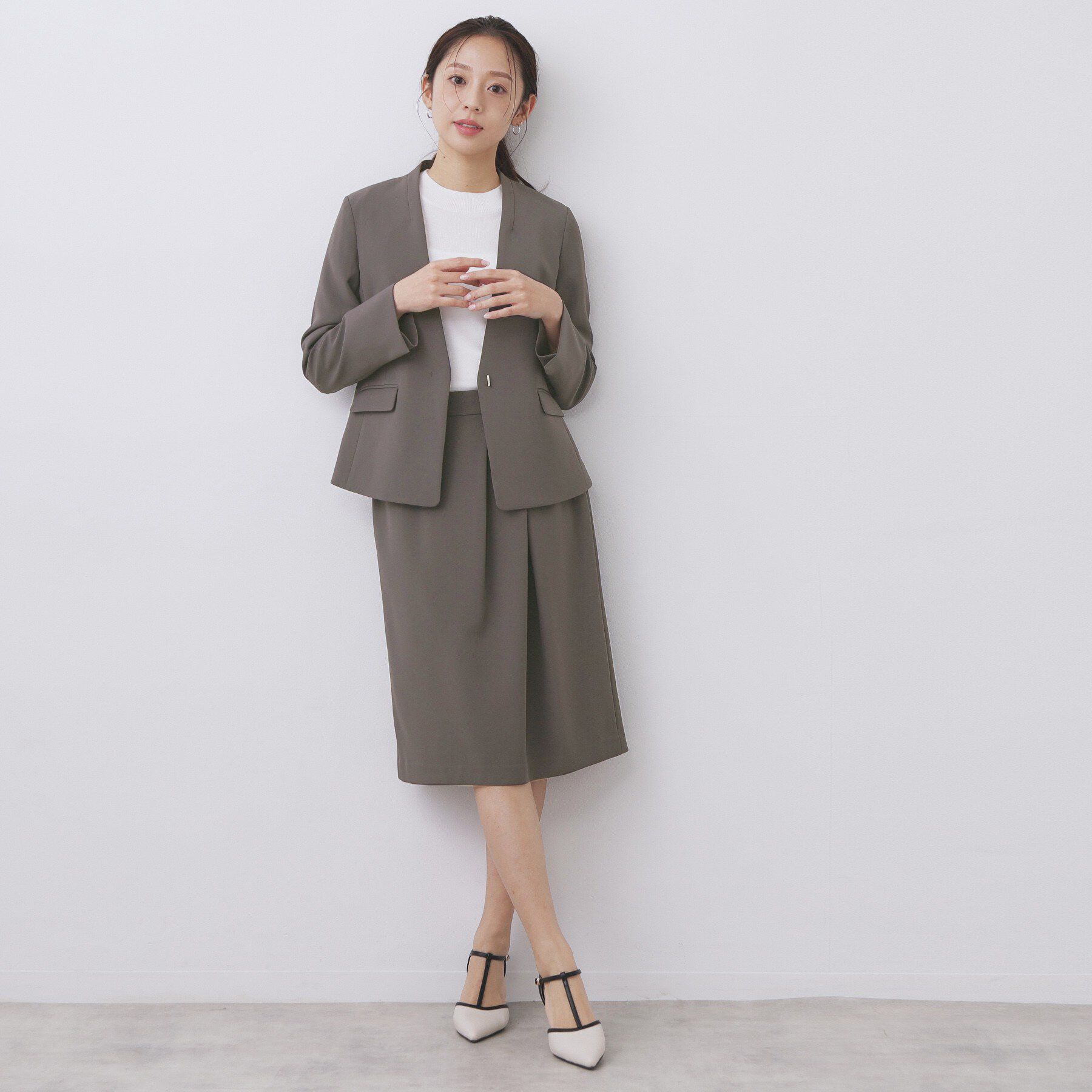 index「アシンメトリーストレッチタックスカート/セットアップ対応【洗濯機OK/防シワ/イージーアイロン】」|スカート|