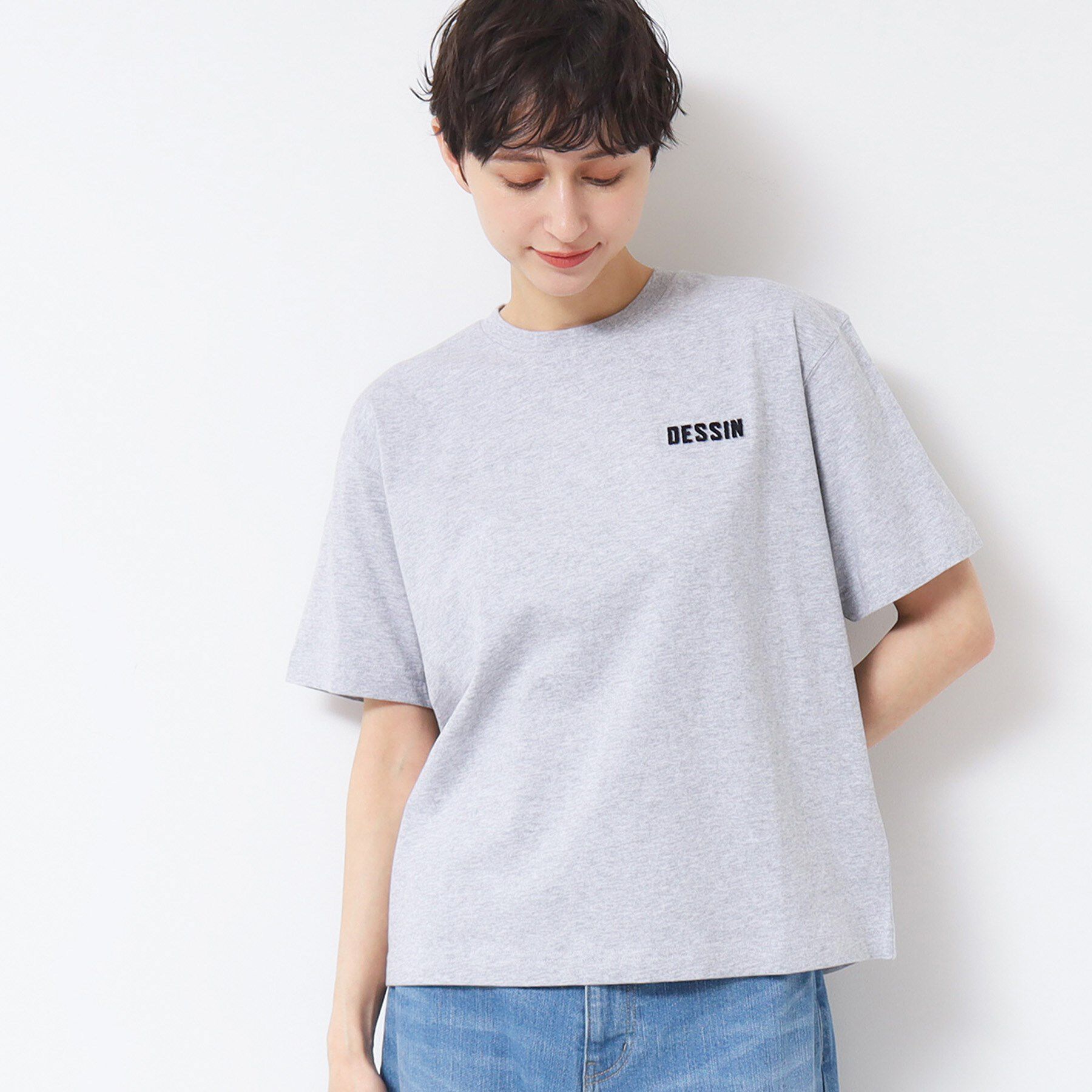 Dessin「【ユニセックス・洗える】タフティングTシャツ」|Tシャツ・カットソー|グレー(012)