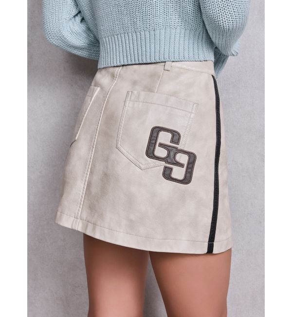 GYDA「GGラインFake Leatherスカートライクショートパンツ」|スカート|アイボリー