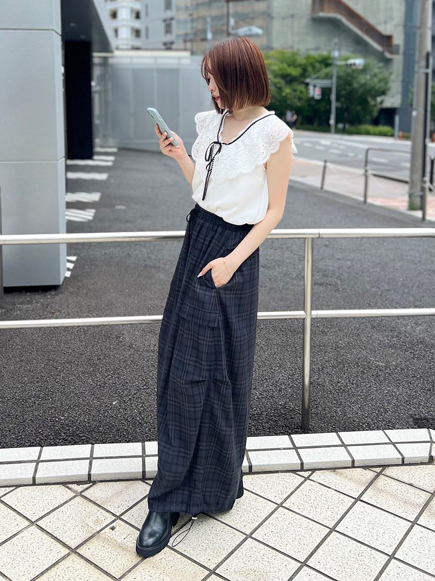 SNIDEL「ワイドデザインパンツ」|チノ|