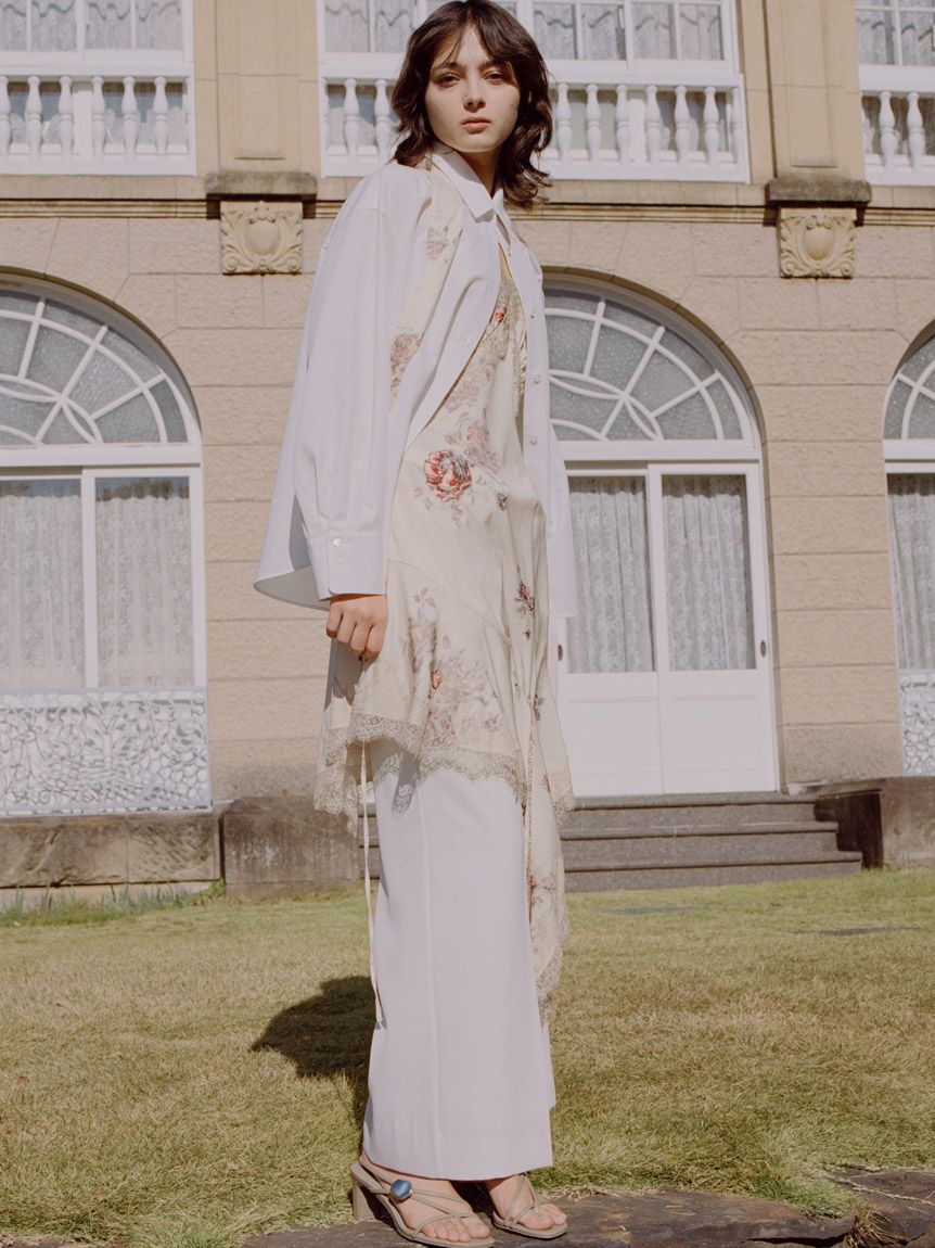 SNIDEL「Sustainableハイウエストストレートパンツ」|チノ|