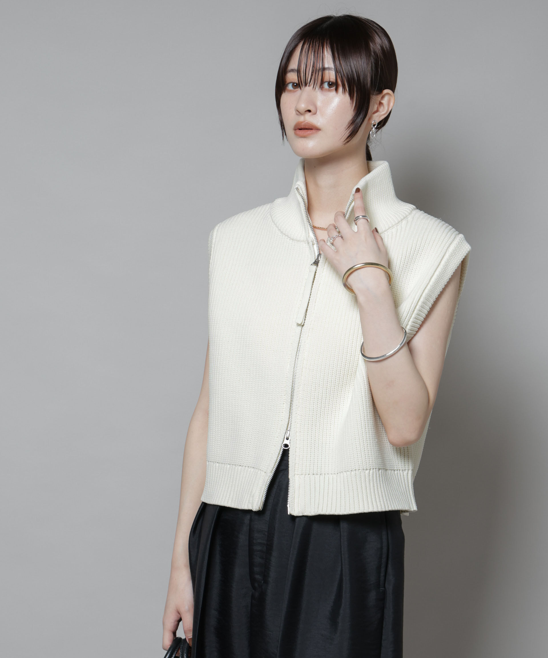 nano･universe「ダブルジップアップドライバーズニットベスト」|ニット・セーター|