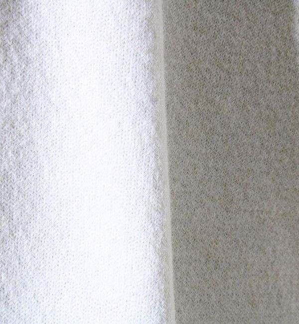 GLOSTER「【配色リブが映える大人ニット】GR刺繍 浅Vネックプルオーバーニット」|ニット・セーター|