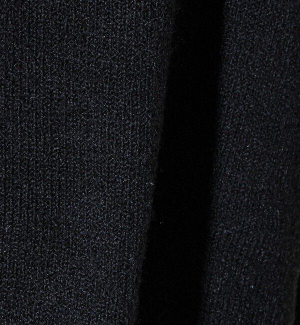 GLOSTER「【配色リブが映える大人ニット】GR刺繍 浅Vネックプルオーバーニット」|ニット・セーター|