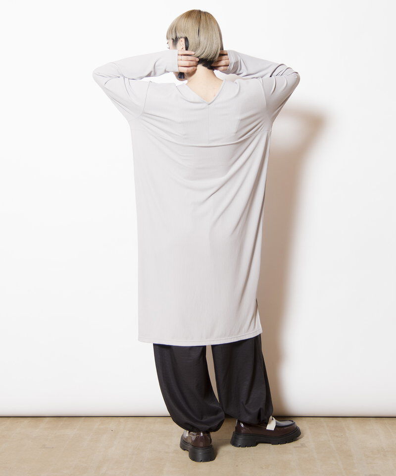  「Vネックロングプルオーバー」|Tシャツ・カットソー|