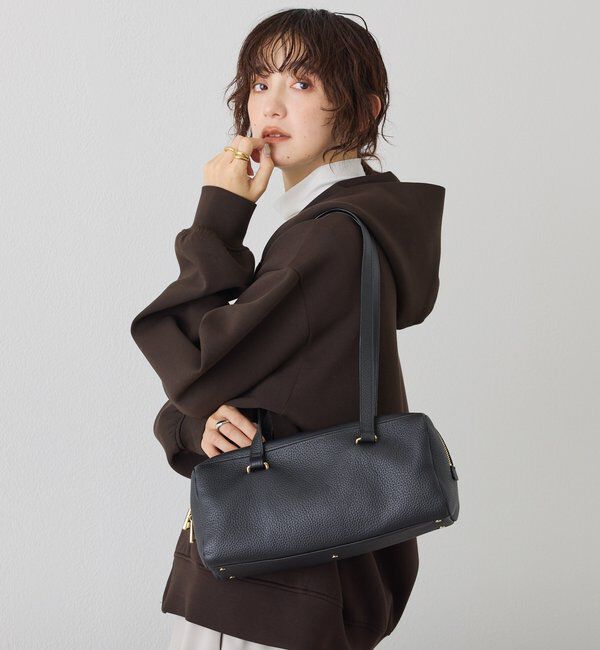  「【コーデのポイントに】ワイドスクエアショルダーバッグ」|ショルダー・メッセンジャー|