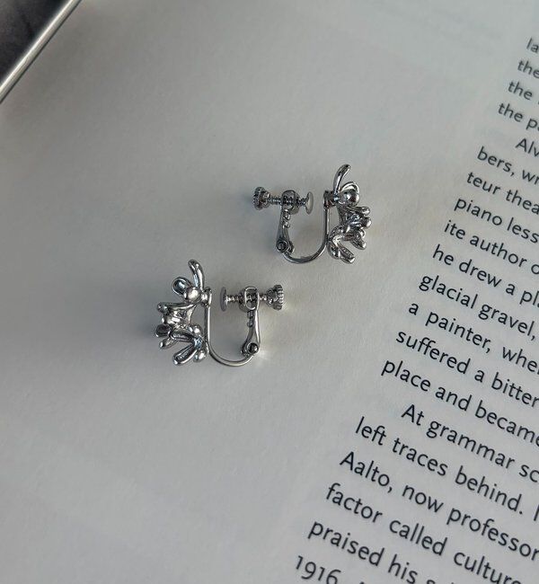  「〈GOLDY/ゴールディ〉小花イヤリング」|リング|