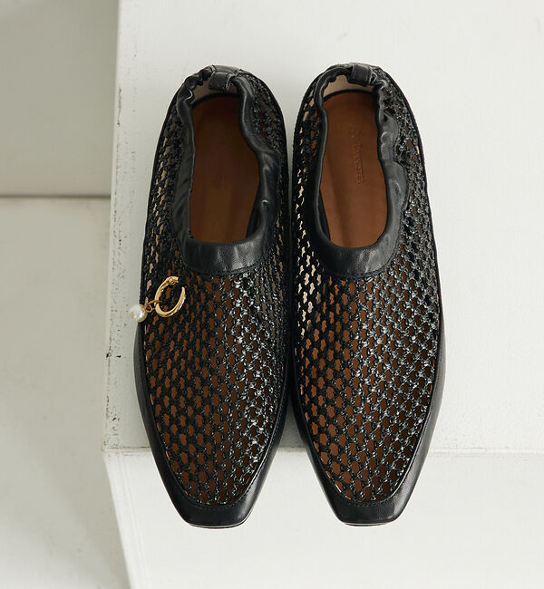 AU BANNISTER「パールチャーム付き メッシュフラットシューズ」|その他|ブラック