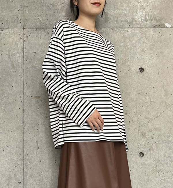 Liesse「後ろVあき袖切り替えボーダートップス」|Tシャツ・カットソー|ネイビー