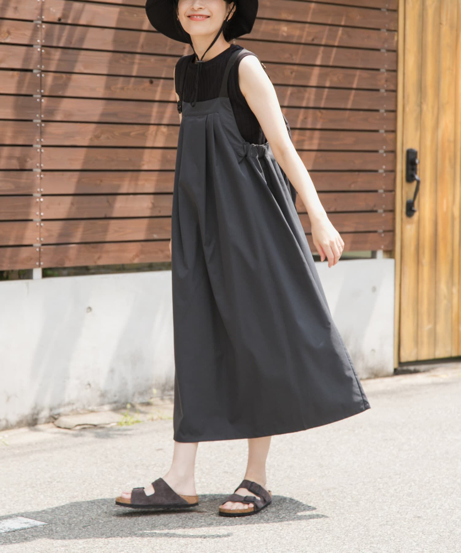 URBAN RESEARCH DOORS「『WEB/一部店舗限定カラー』『UR TECH POLIsh POLI』ワークジャンスカ」|ワンピース|