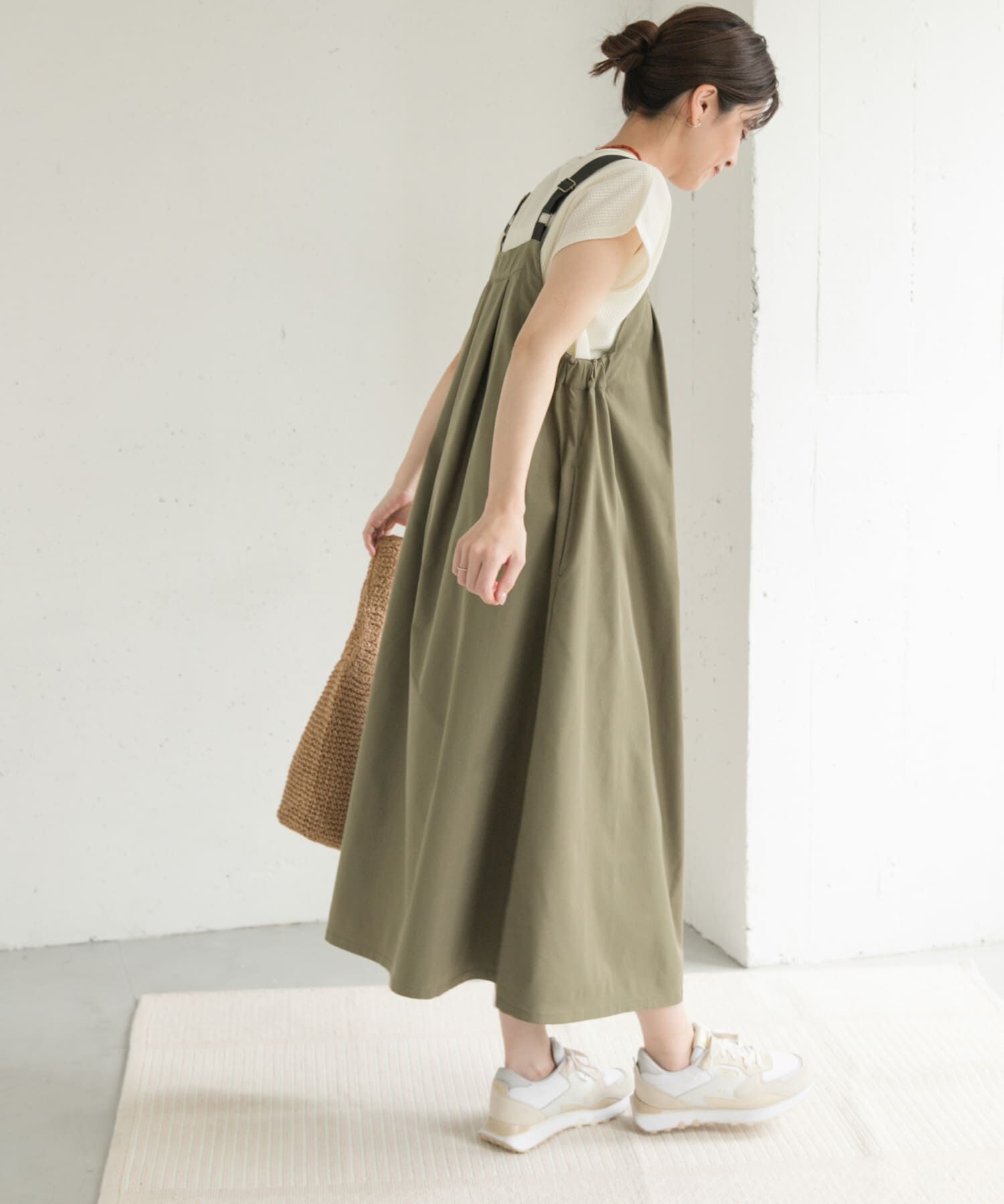 URBAN RESEARCH DOORS「『WEB/一部店舗限定カラー』『UR TECH POLIsh POLI』ワークジャンスカ」|ワンピース|