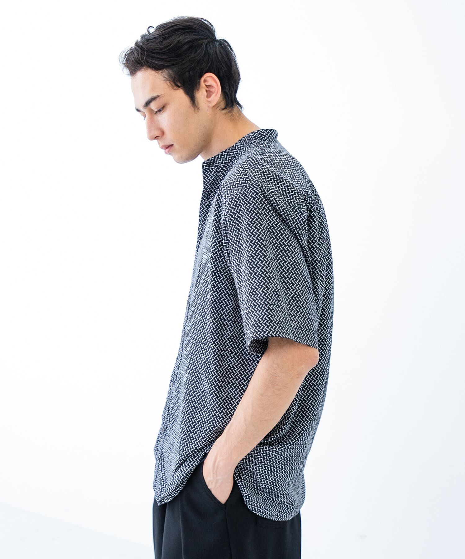 URBAN RESEARCH「PRINT BAND COLLAR SHIRTS」|シャツ・ブラウス|