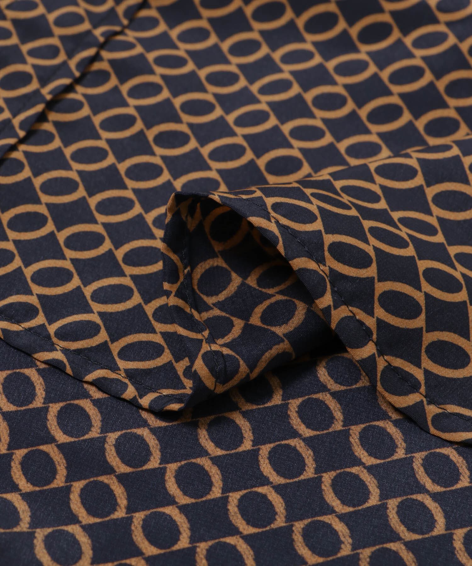 URBAN RESEARCH「PRINT BAND COLLAR SHIRTS」|シャツ・ブラウス|