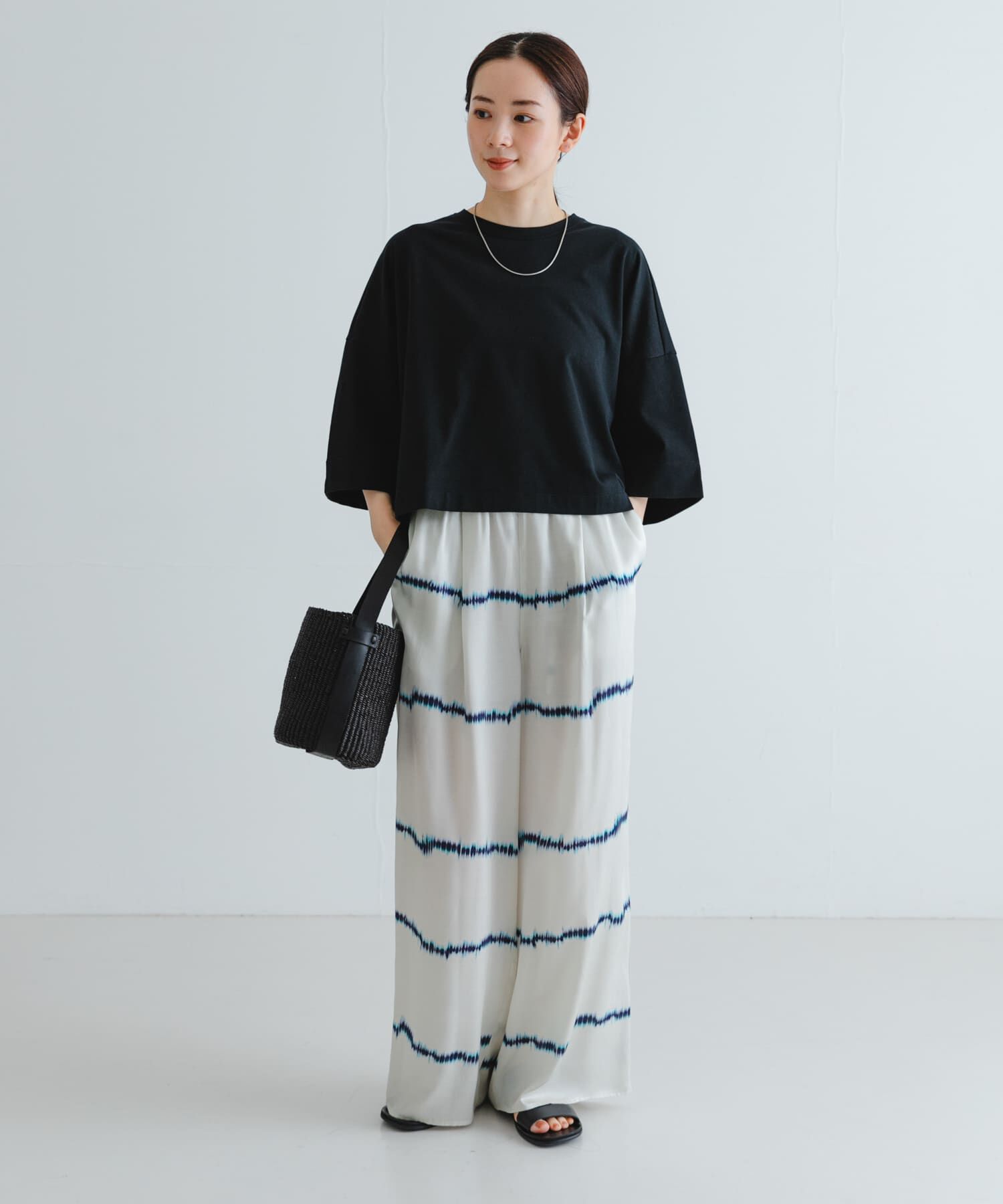 URBAN RESEARCH「ショート丈ハーフスリーブカットソー」|Tシャツ・カットソー|