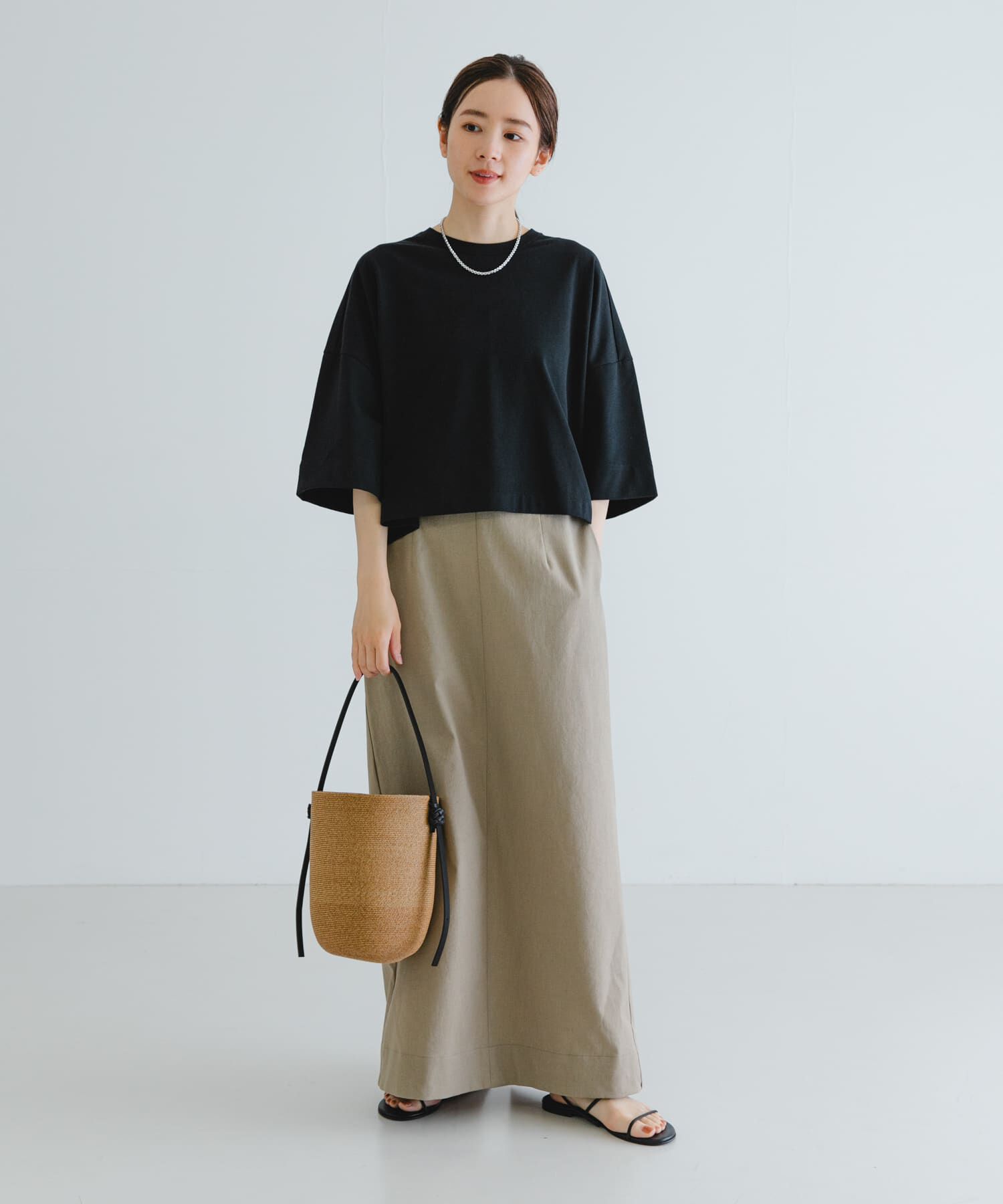 URBAN RESEARCH「ショート丈ハーフスリーブカットソー」|Tシャツ・カットソー|