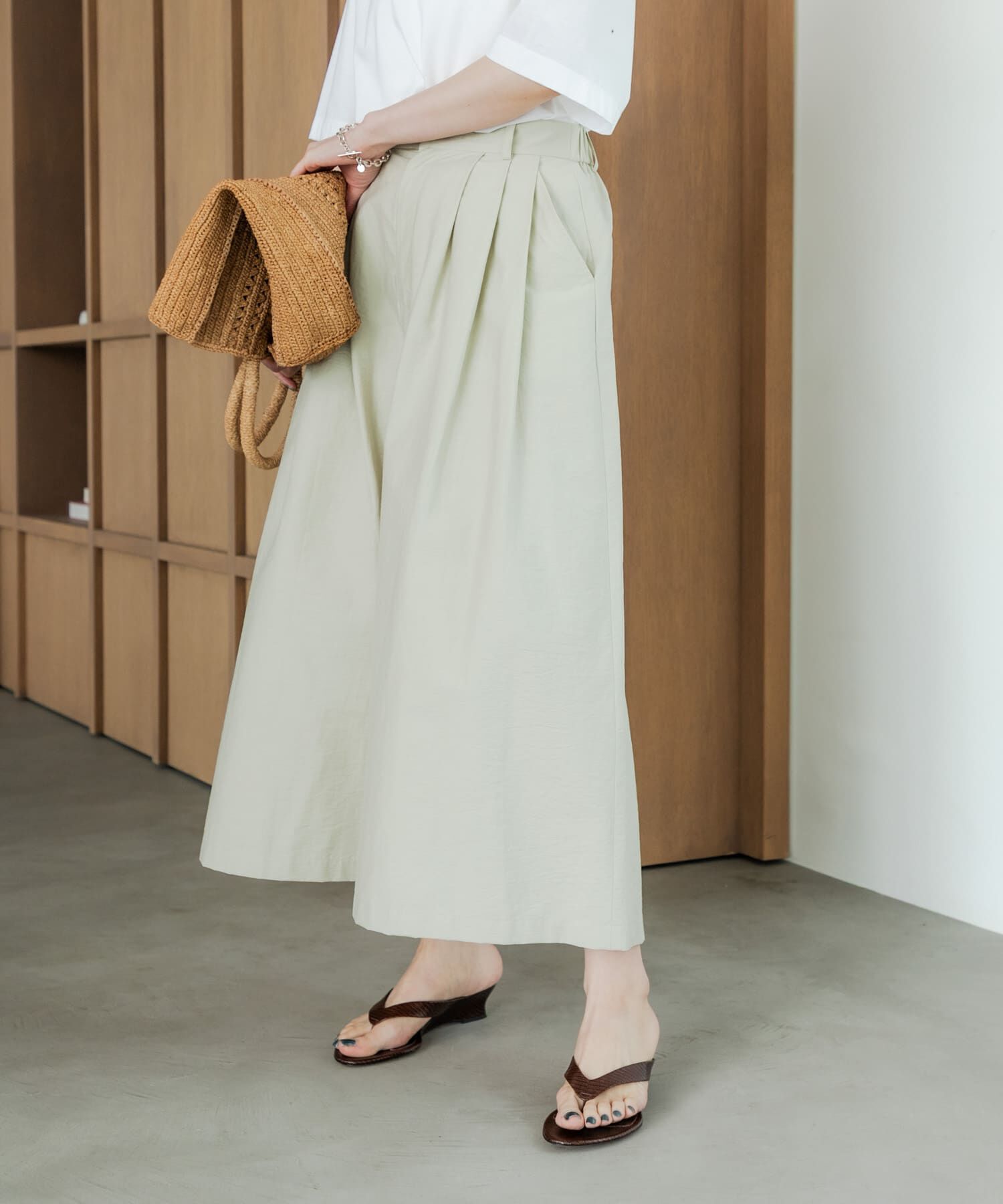 URBAN RESEARCH「『2サイズ展開』コットンナイロンタックワイドパンツ」|その他|