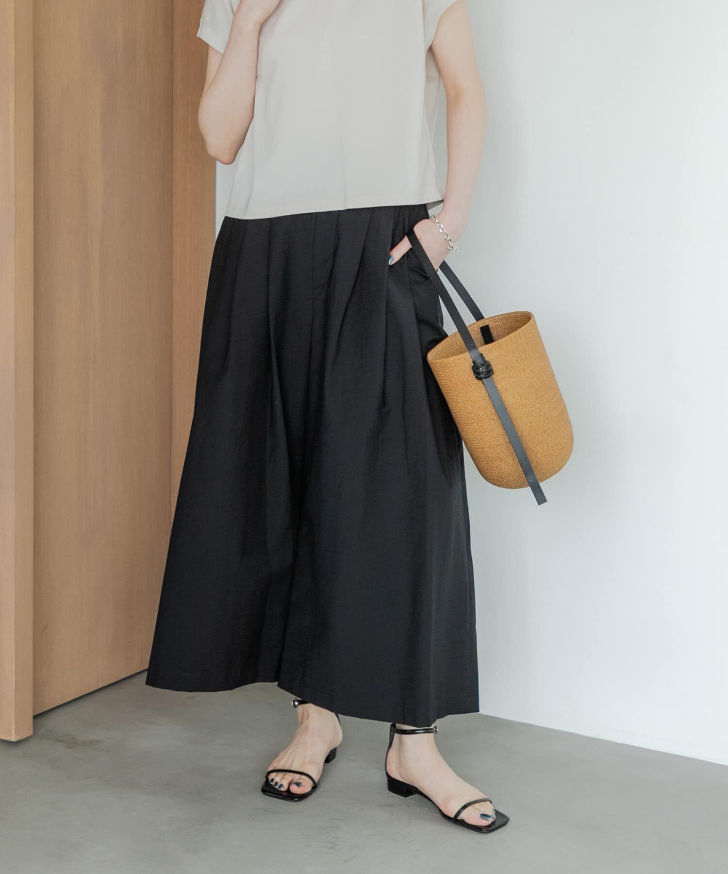 URBAN RESEARCH「『2サイズ展開』コットンナイロンタックワイドパンツ」|その他|