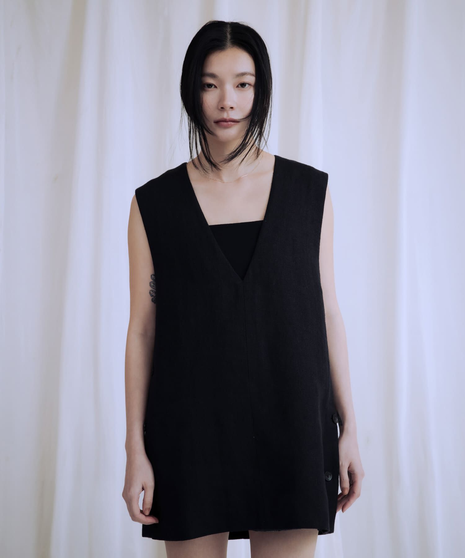 URBAN RESEARCH「new basic　リネンチュニックベスト」|ベスト・ジレ|ネイビー