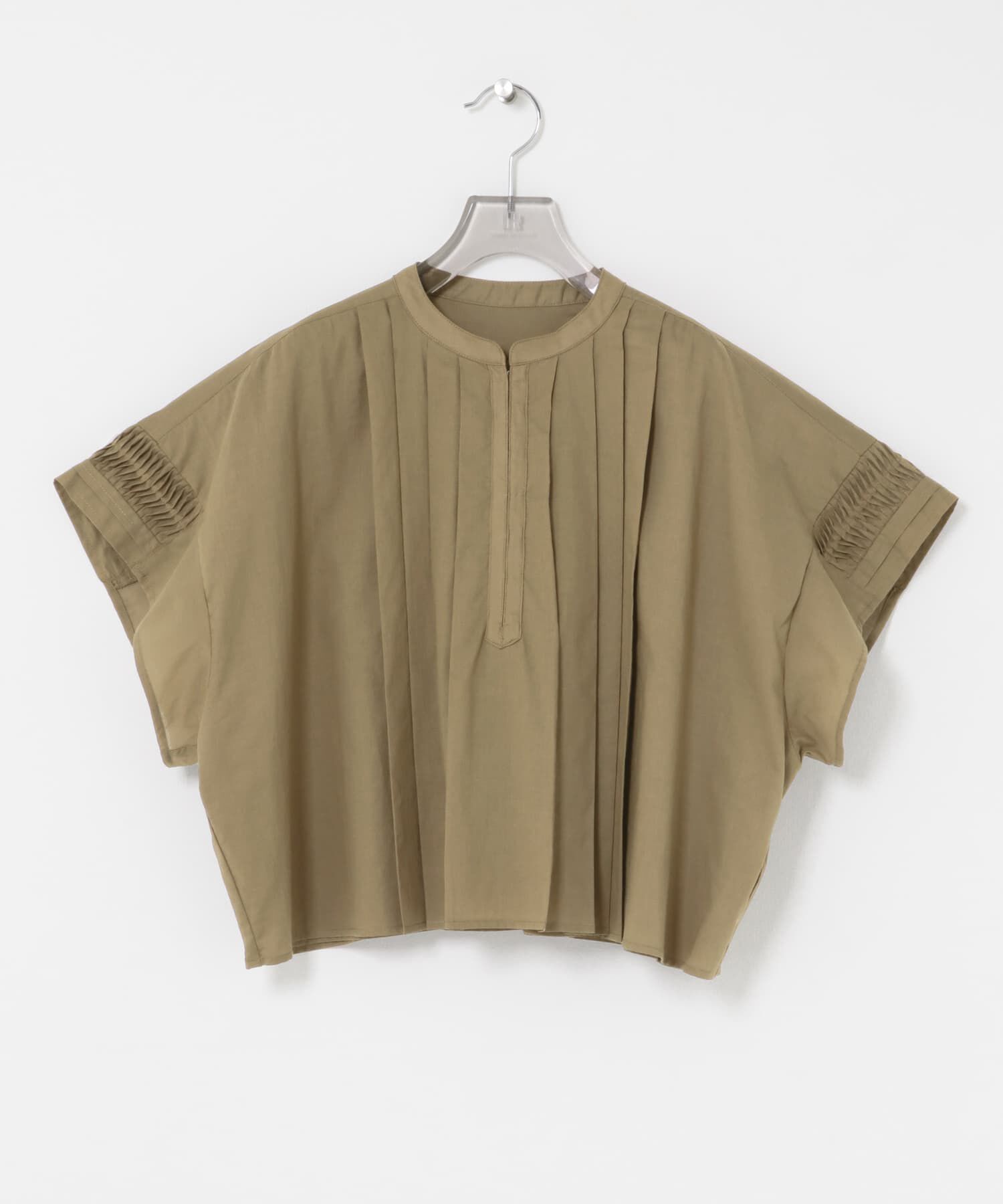 URBAN RESEARCH「ハーフスリーブタックショートシャツ」|シャツ・ブラウス|