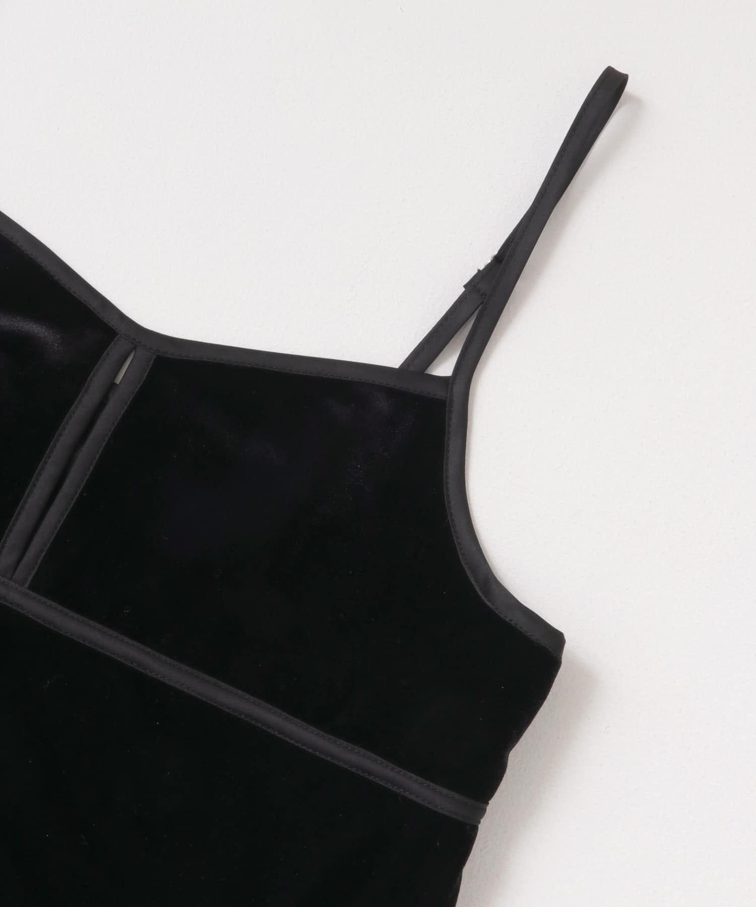 SENSE OF PLACE by URBAN RESEARCH「フロントスリットベロアキャミワンピース」|ワンピース|