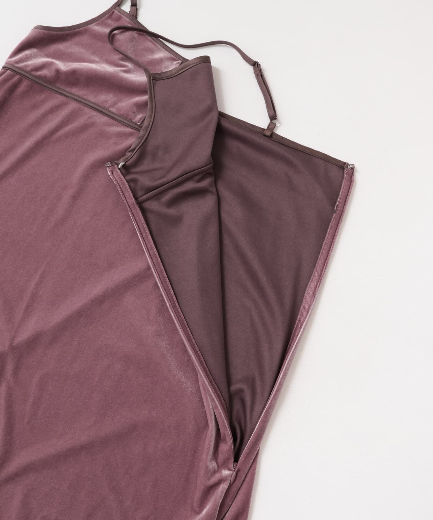 SENSE OF PLACE by URBAN RESEARCH「フロントスリットベロアキャミワンピース」|ワンピース|