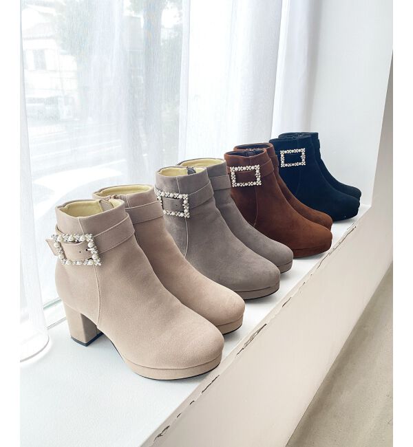 MAJESTICLEGON「パールビジューバックルブーツ」|ショートブーツ|