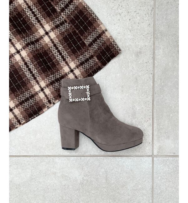 MAJESTICLEGON「パールビジューバックルブーツ」|ショートブーツ|