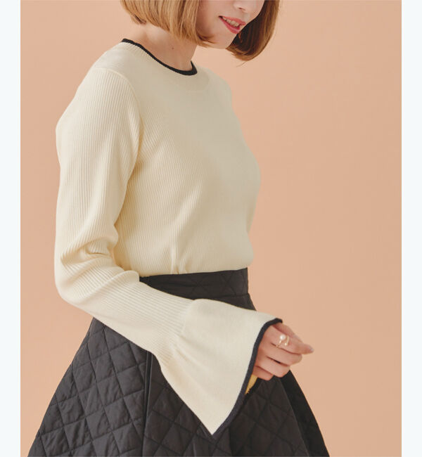 titivate「クルーネックベルスリーブニット」|ニット・セーター|アイボリー/ブラック