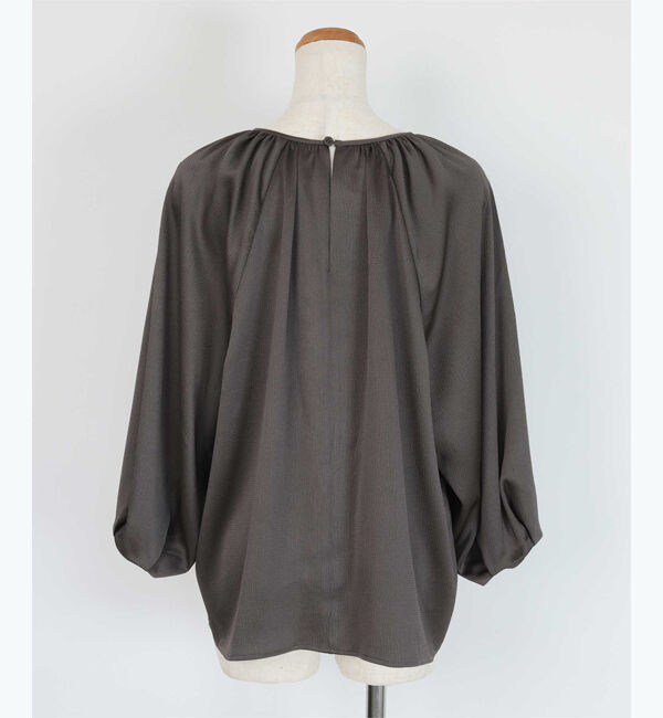 ur's「サテンギャザーブラウス」|シャツ・ブラウス|