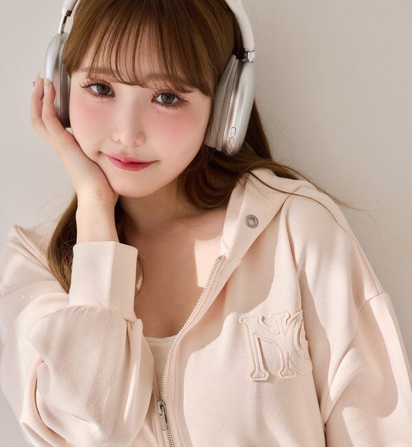  「ロゴグリッターパーカー」|プルオーバー|