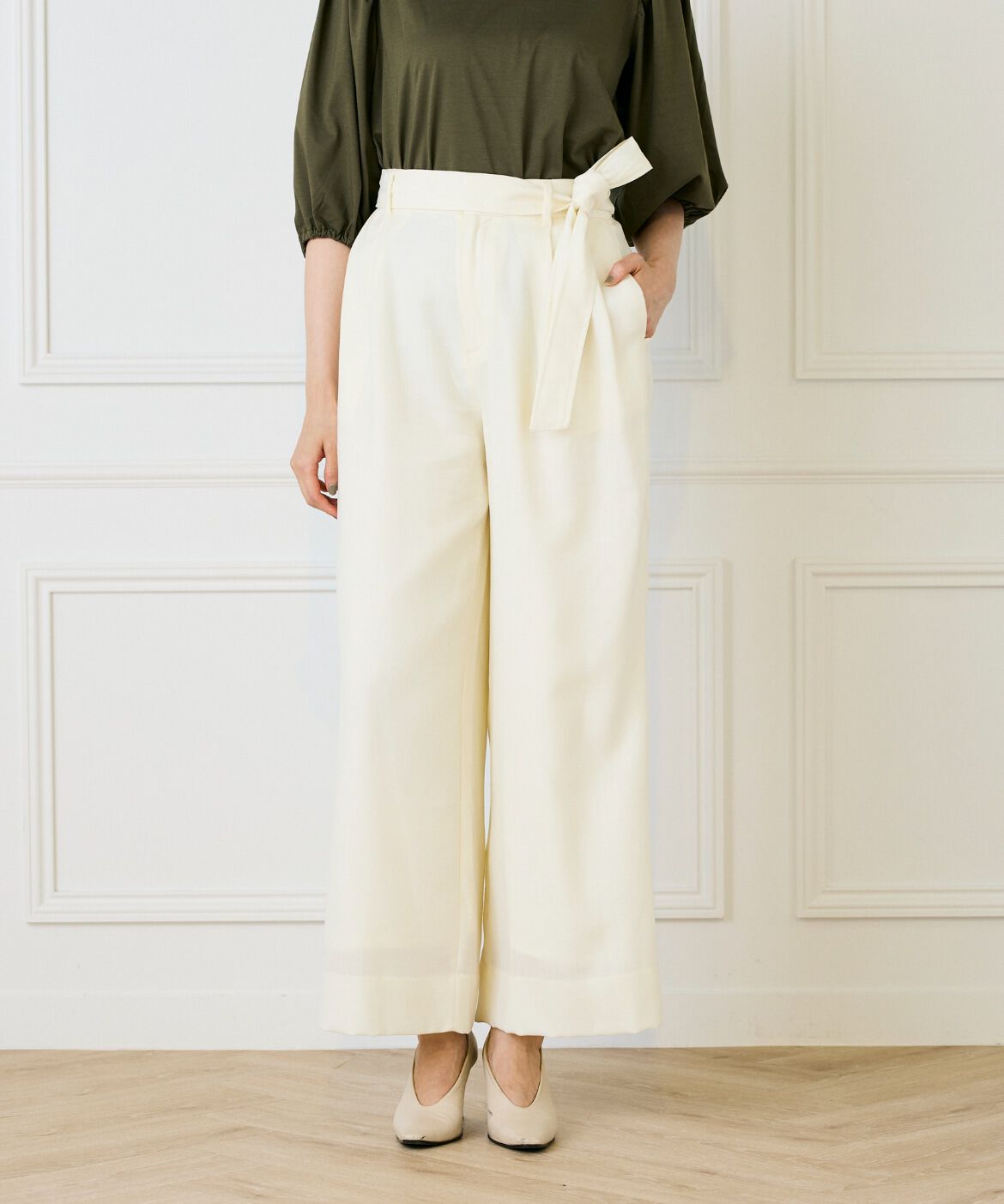 INED「ライトカルゼ ベルテッドワイドパンツ」|その他|オフホワイト1