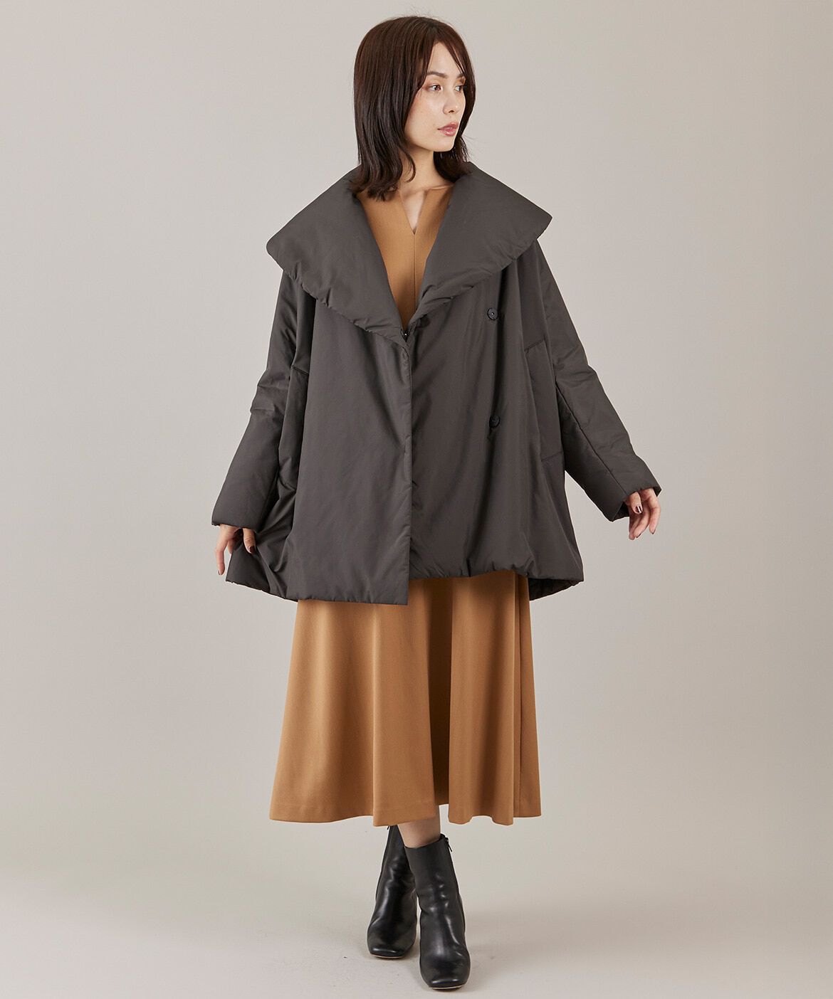 INED「《大きいサイズ》ショールカラーミドル丈中綿コート」|ピーコート|