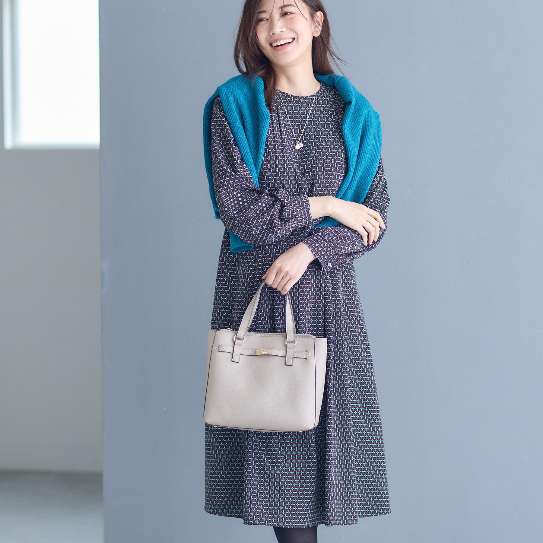 Reflect「【通勤にもお出かけにも◎】ジオメプリントクラシカルワンピース」|ワンピース|