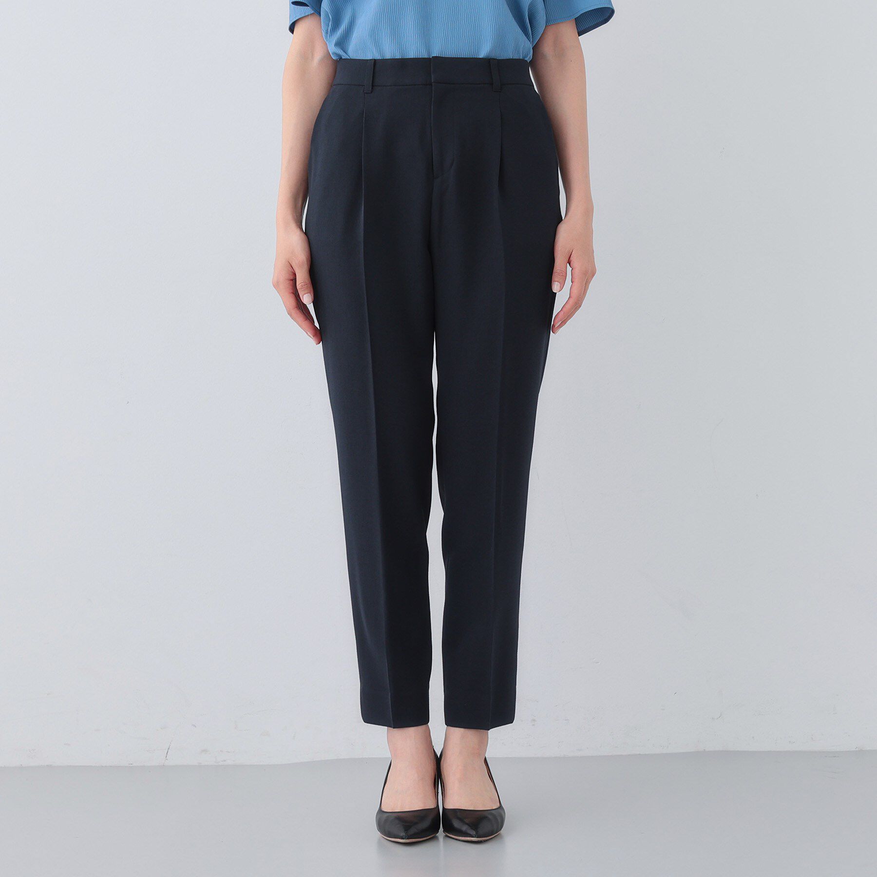 INDIVI「【定番スーツ／UVケア／洗える】ウール調タックテーパードパンツ」|スーツ|