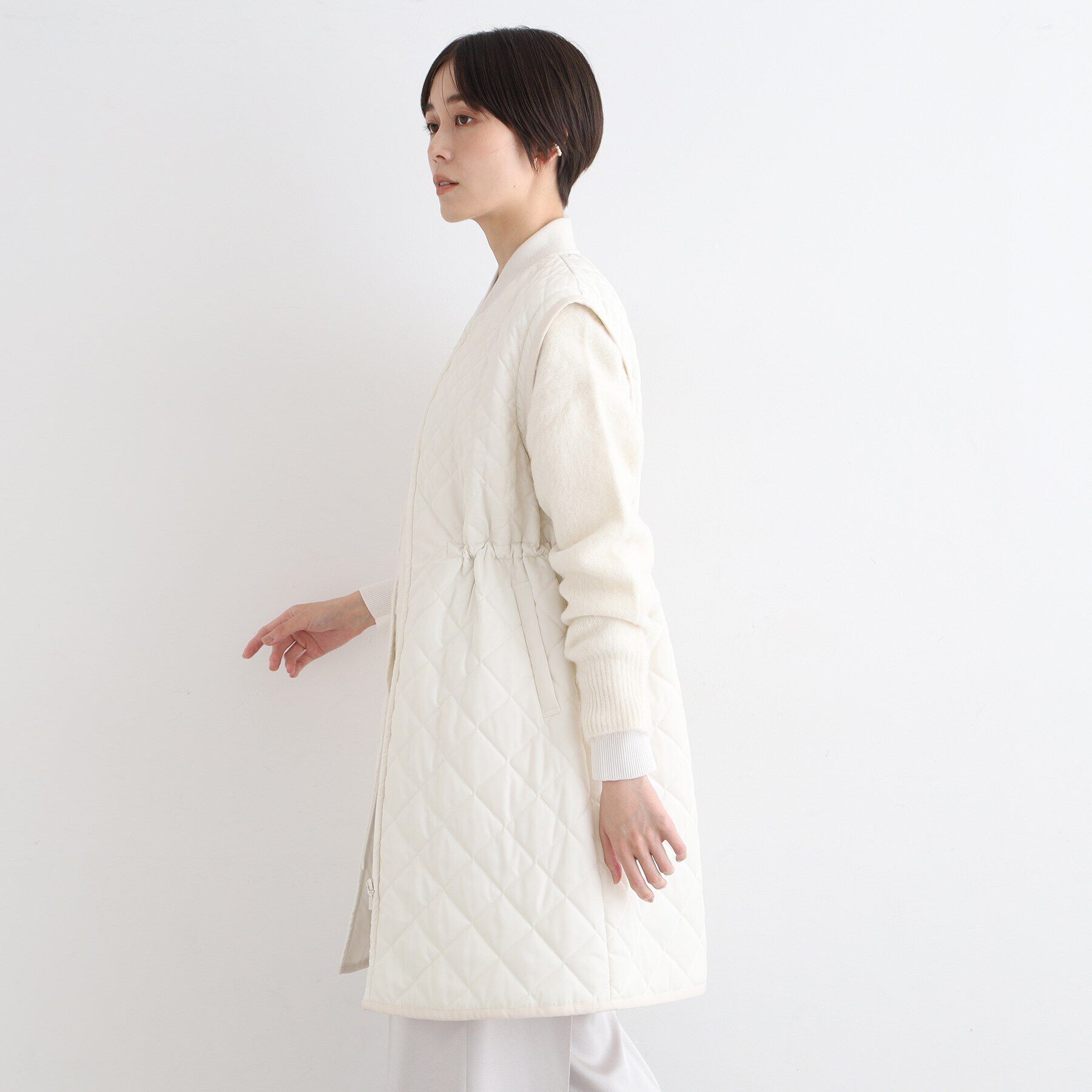 INDIVI「【2WAY/袖取り外し可能】グラデーションキルトロングコート」|ダウン|