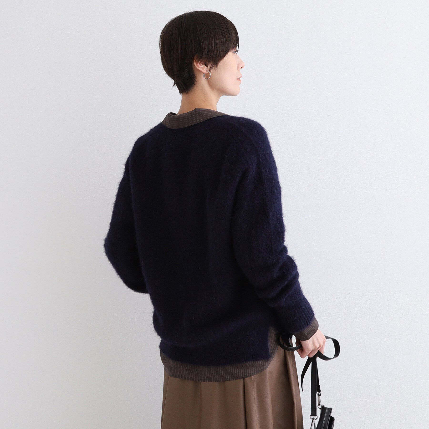 INDIVI「【フォックス混】ヘアリーゆるニットカーディガン」|カーディガン|