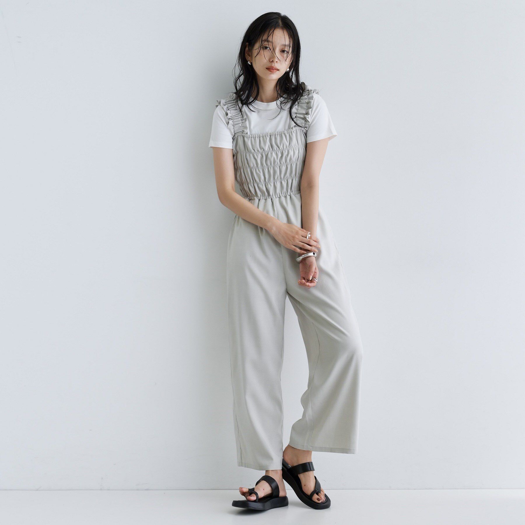 GALLEST「【一部店舗限定】ショルダーシャーリングサロペット」|オールインワン|グレージュ(050)