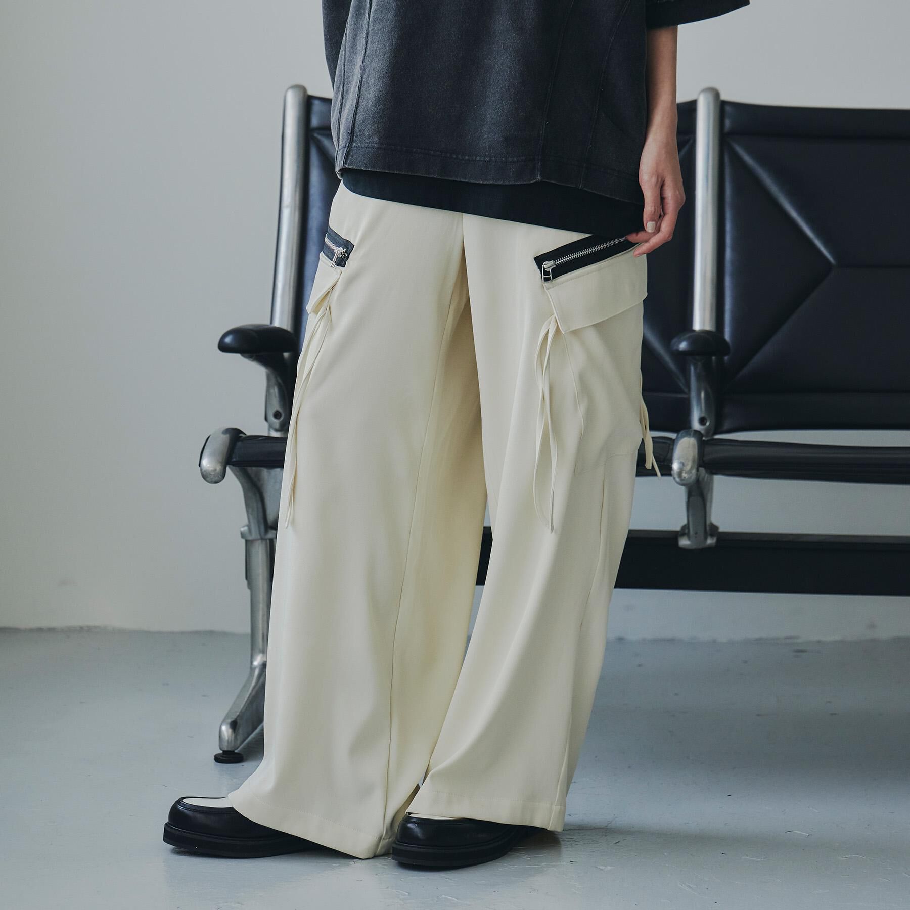 tk.TAKEO KIKUCHI「AラインサイドZIPカーゴパンツ」|その他|オフホワイト(003