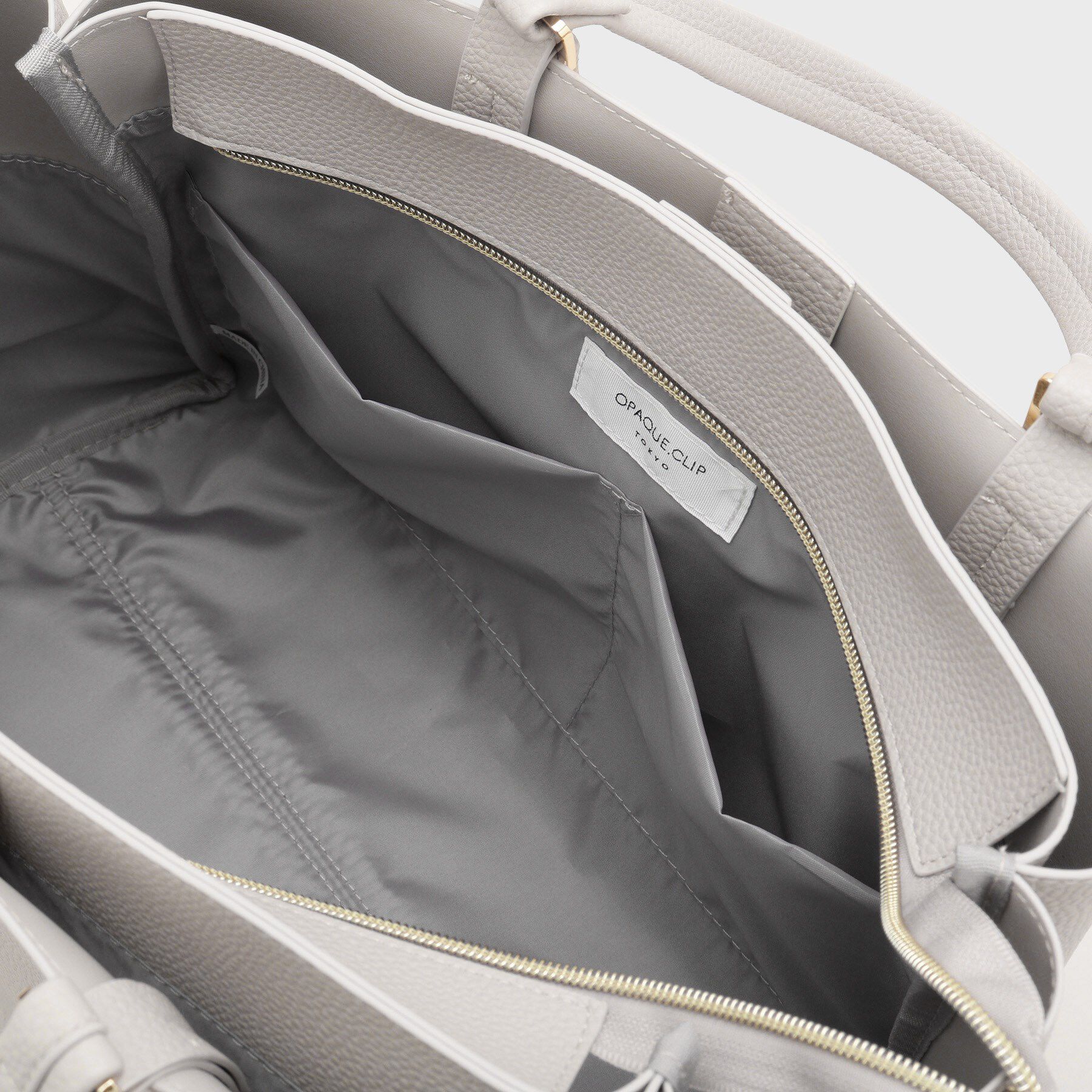 OPAQUE.CLIP「シュリンク合皮大容量トートバッグ【人間工学／軽量／A4サイズ対応／2WAY】」|トートバッグ|