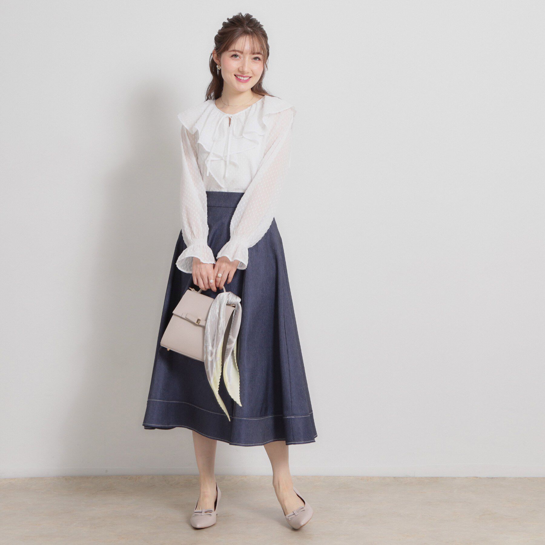 Couture broach「【着映え・洗える】ラメカットドビーフリルブラウス」|シャツ・ブラウス|