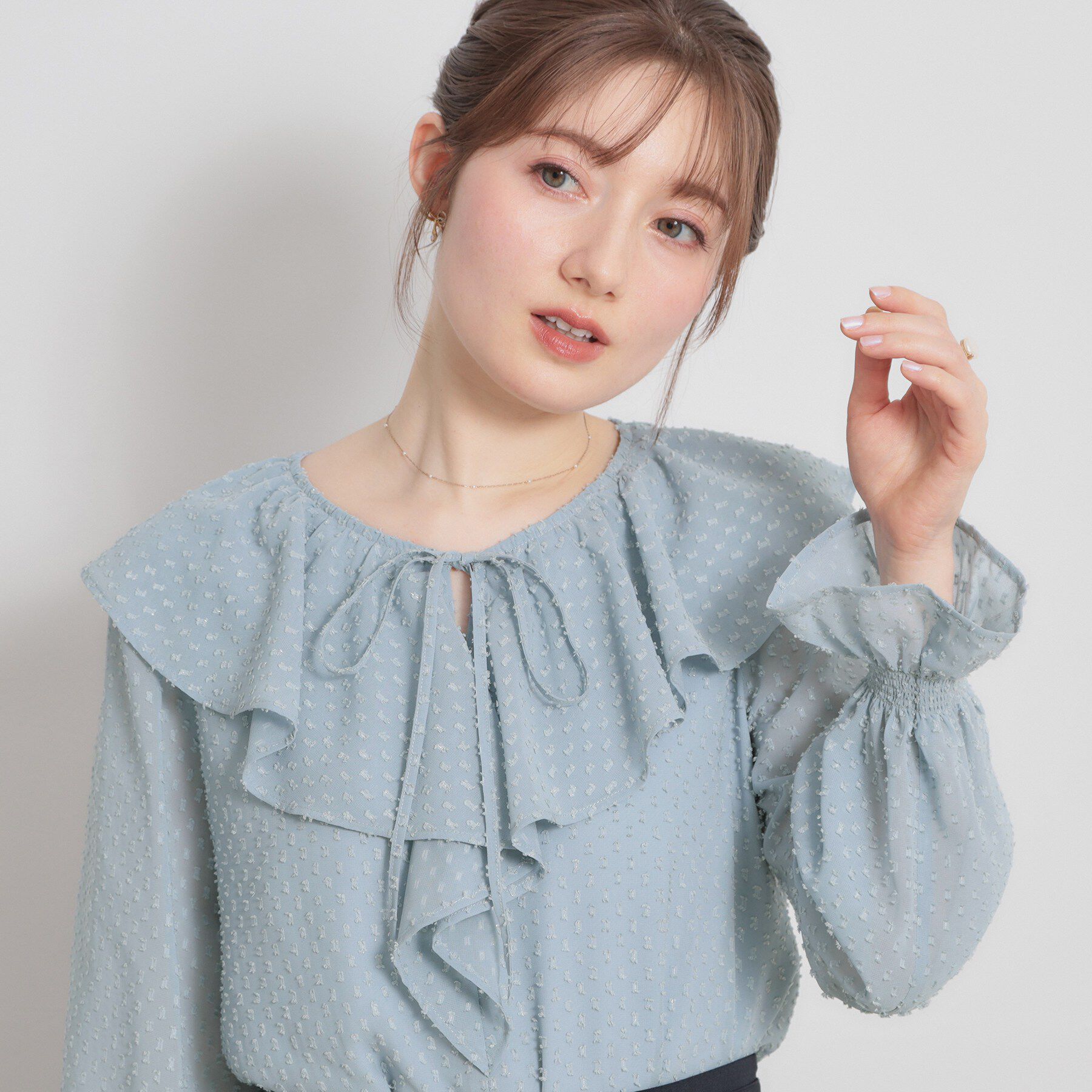Couture broach「【着映え・洗える】ラメカットドビーフリルブラウス」|シャツ・ブラウス|