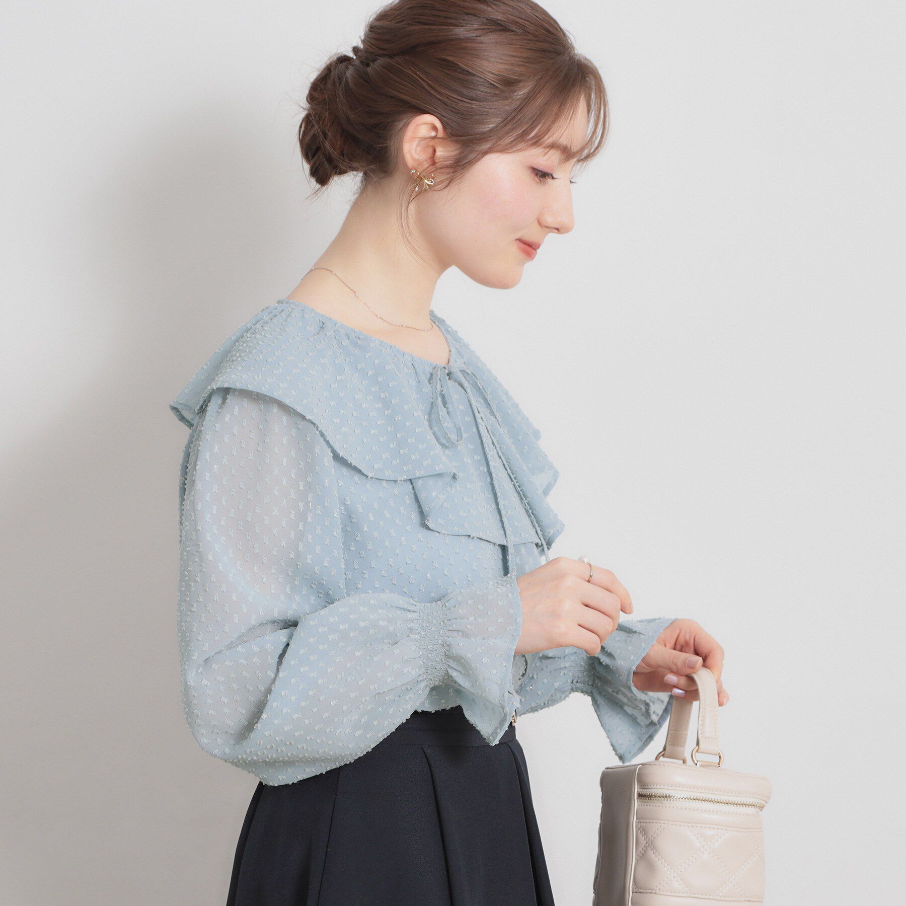 Couture broach「【着映え・洗える】ラメカットドビーフリルブラウス」|シャツ・ブラウス|