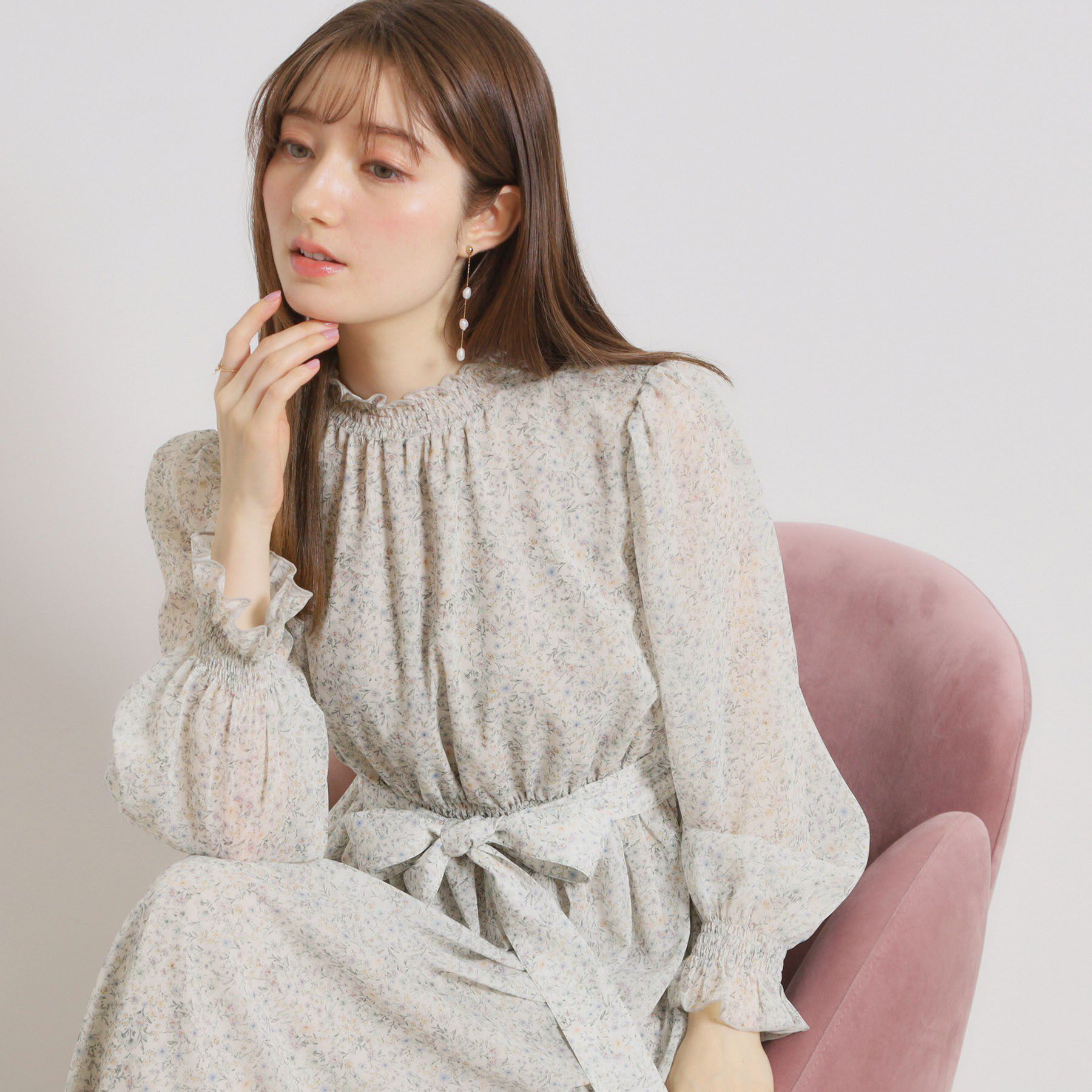 Couture broach「【洗える・着映え】楊柳小花シャーリングワンピース」|ワンピース|