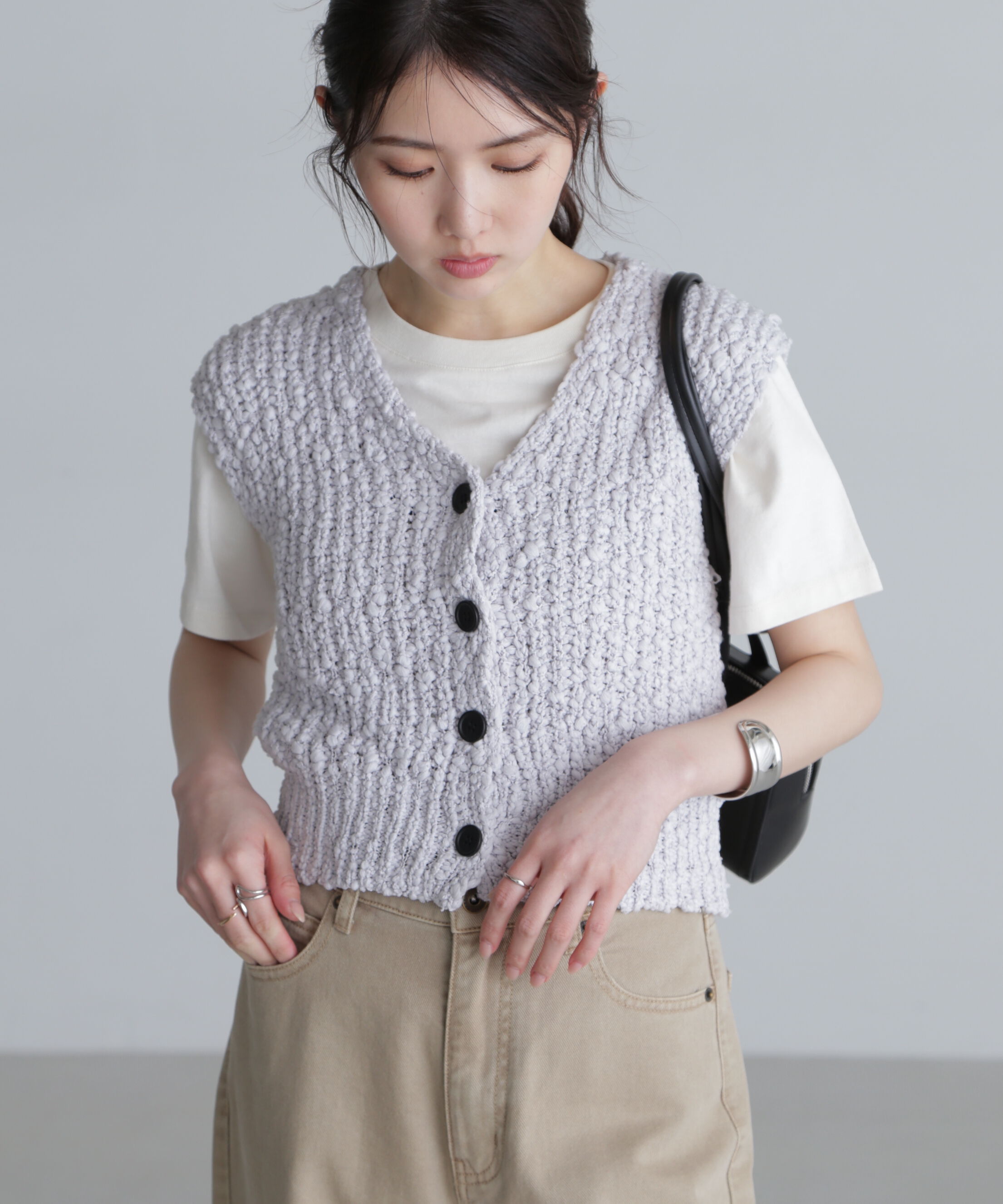  「ファンシーヤーンＶネックベスト」|ニット・セーター|
