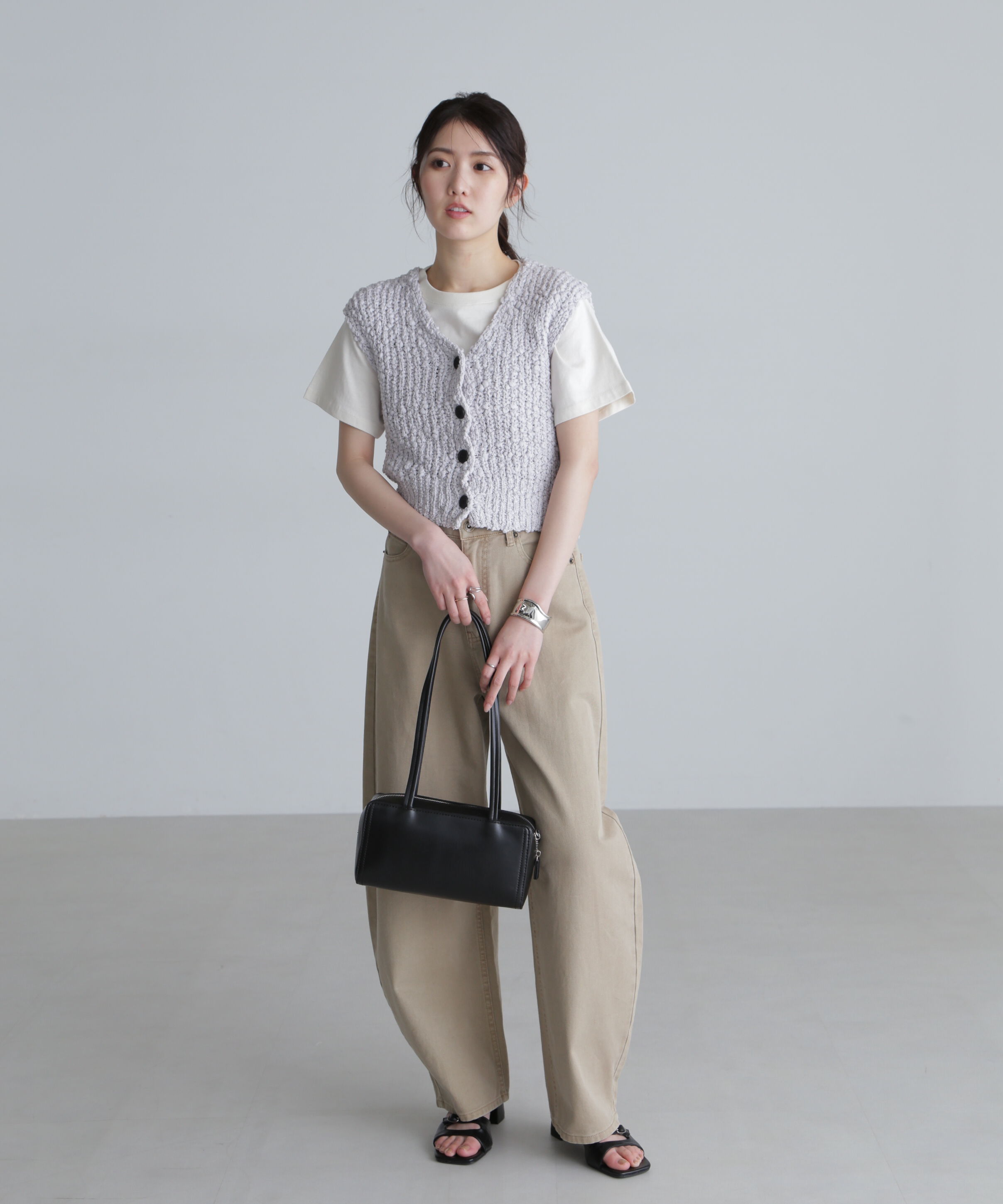  「ファンシーヤーンＶネックベスト」|ニット・セーター|