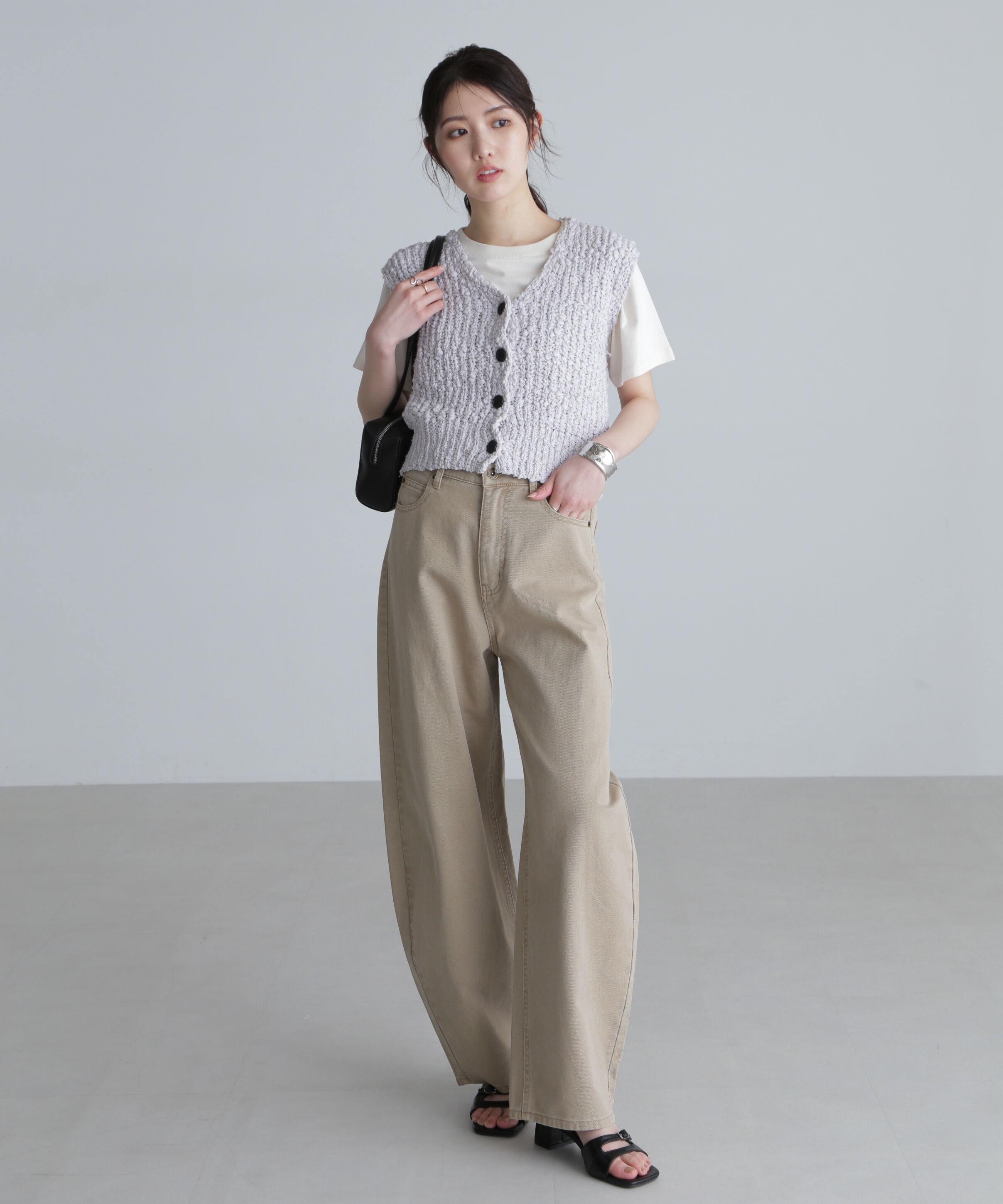  「ファンシーヤーンＶネックベスト」|ニット・セーター|