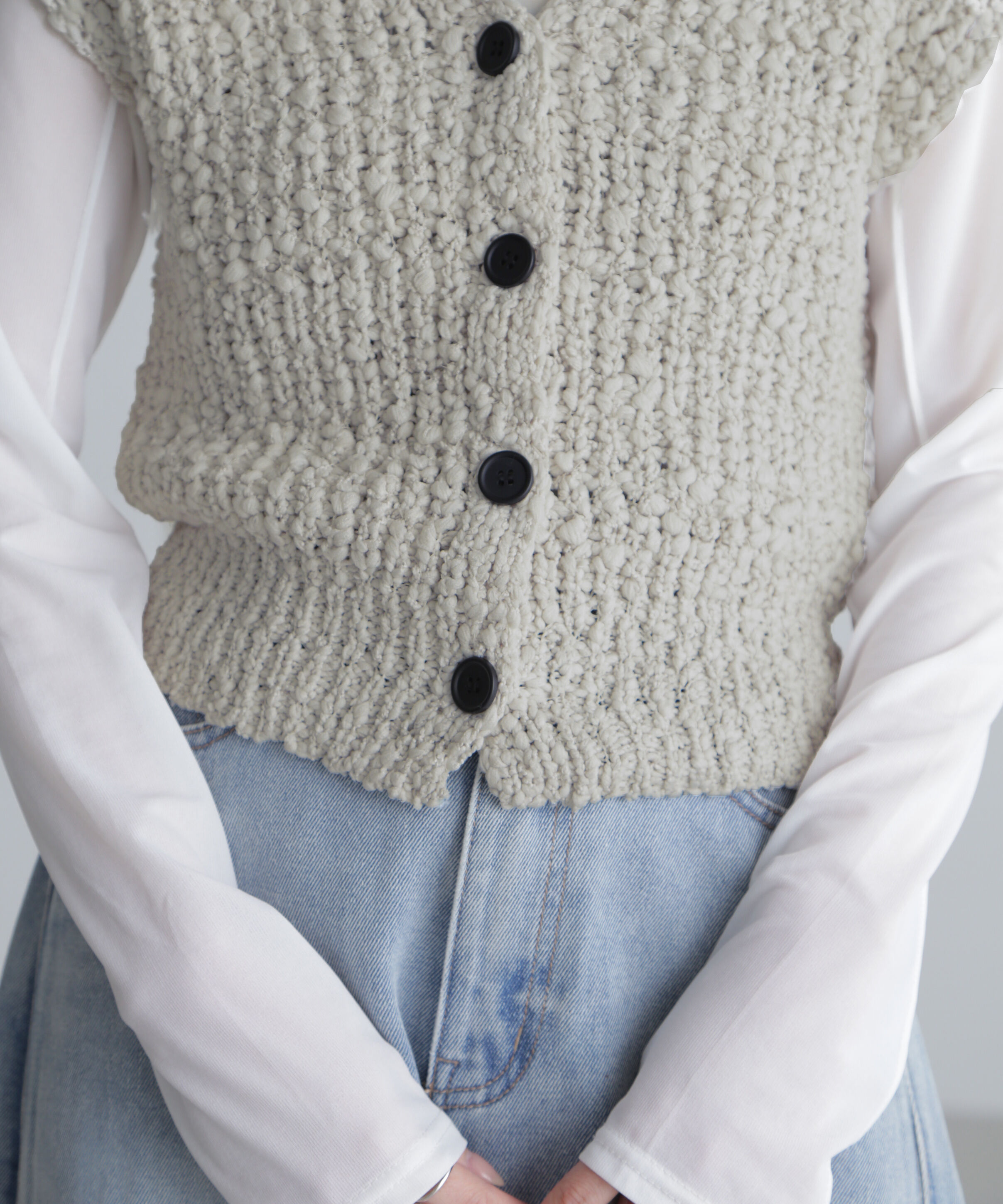  「ファンシーヤーンＶネックベスト」|ニット・セーター|