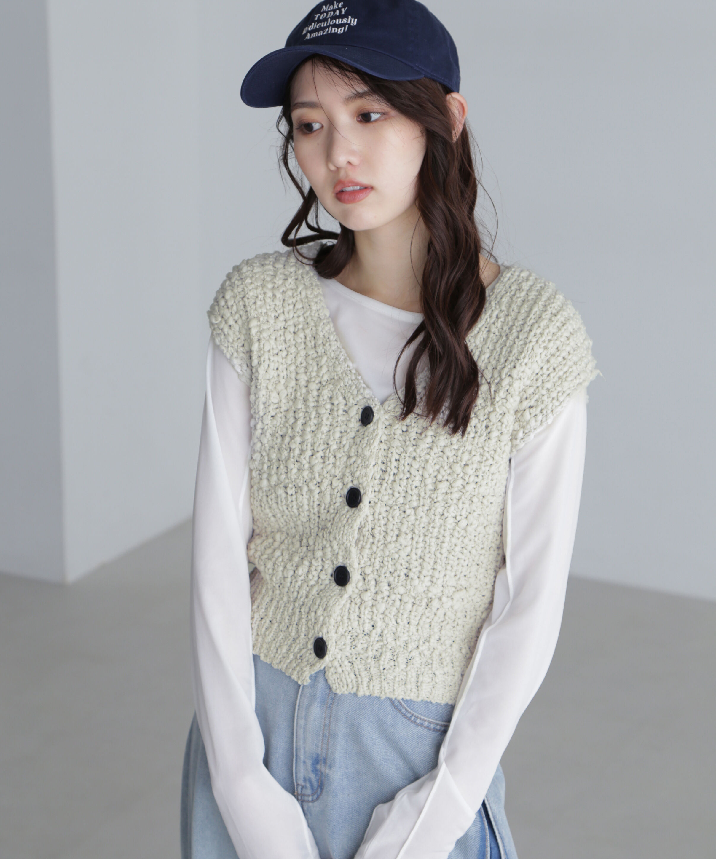  「ファンシーヤーンＶネックベスト」|ニット・セーター|