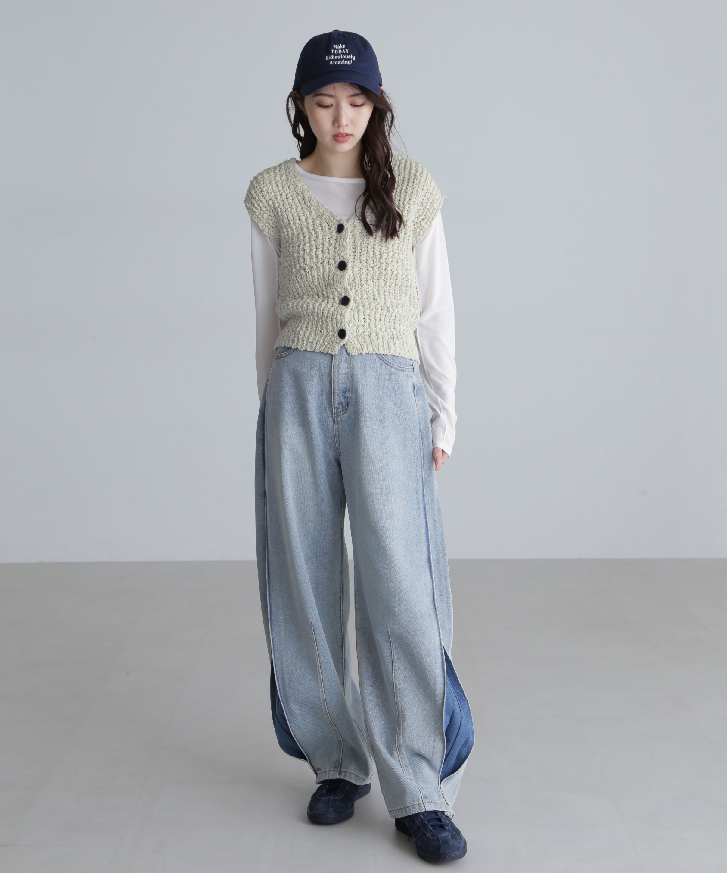  「ファンシーヤーンＶネックベスト」|ニット・セーター|