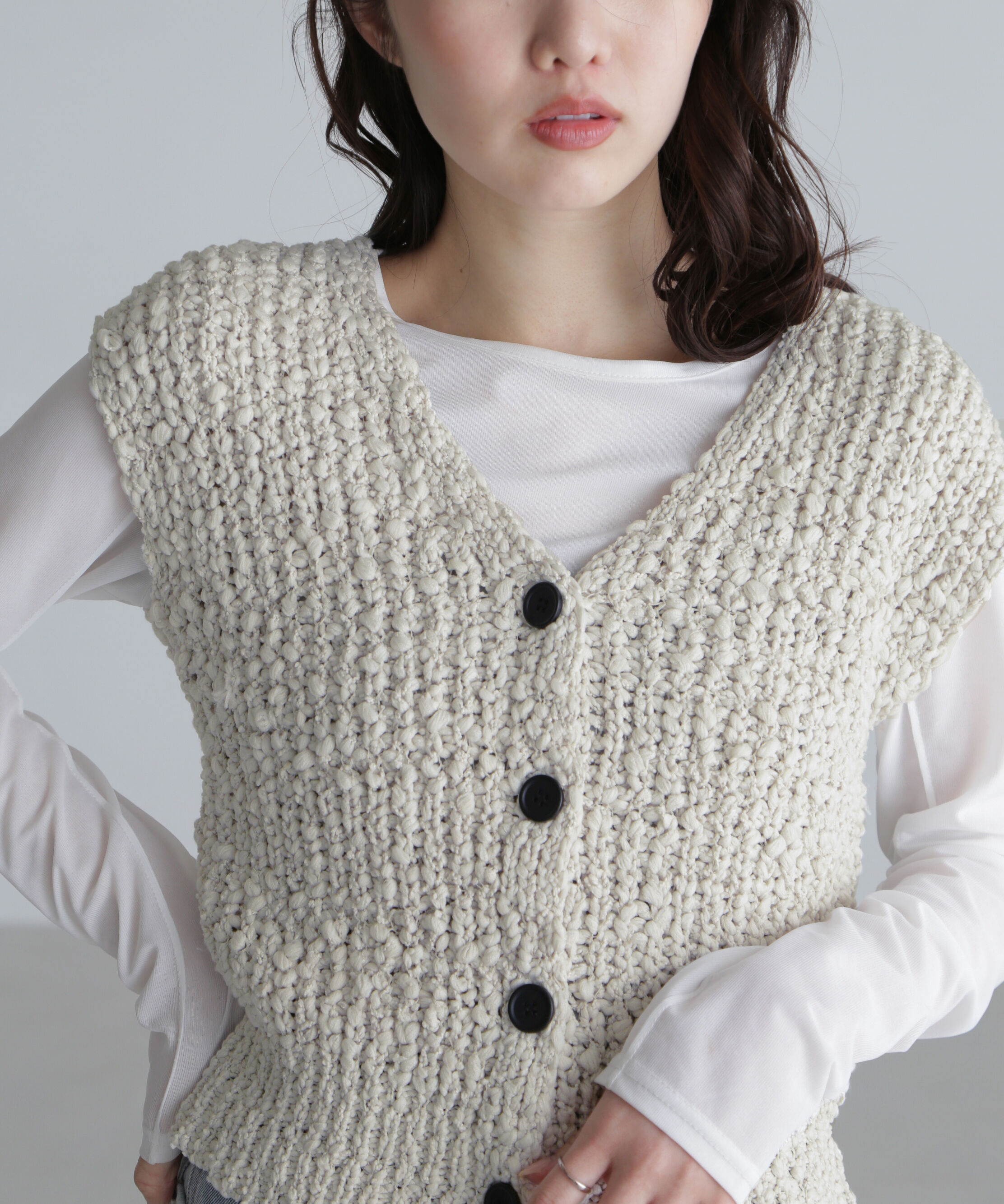  「ファンシーヤーンＶネックベスト」|ニット・セーター|